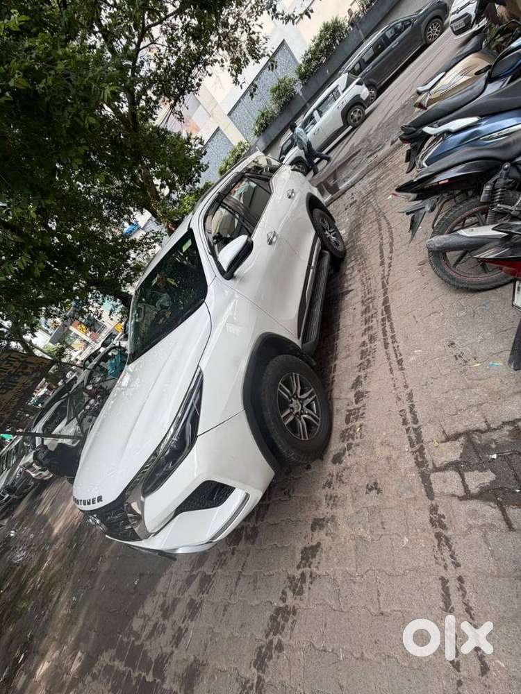 Toyota Fortuner 4x2 Mt 2.8 Diesel, 2022, Diesel