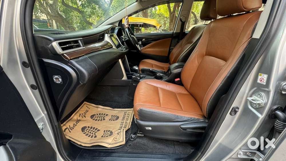 Toyota Innova Crysta 2.8 Zx At, 2017