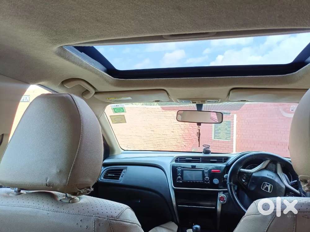 Honda City 2014 Sunroof Model Petrol Well Maintained Car