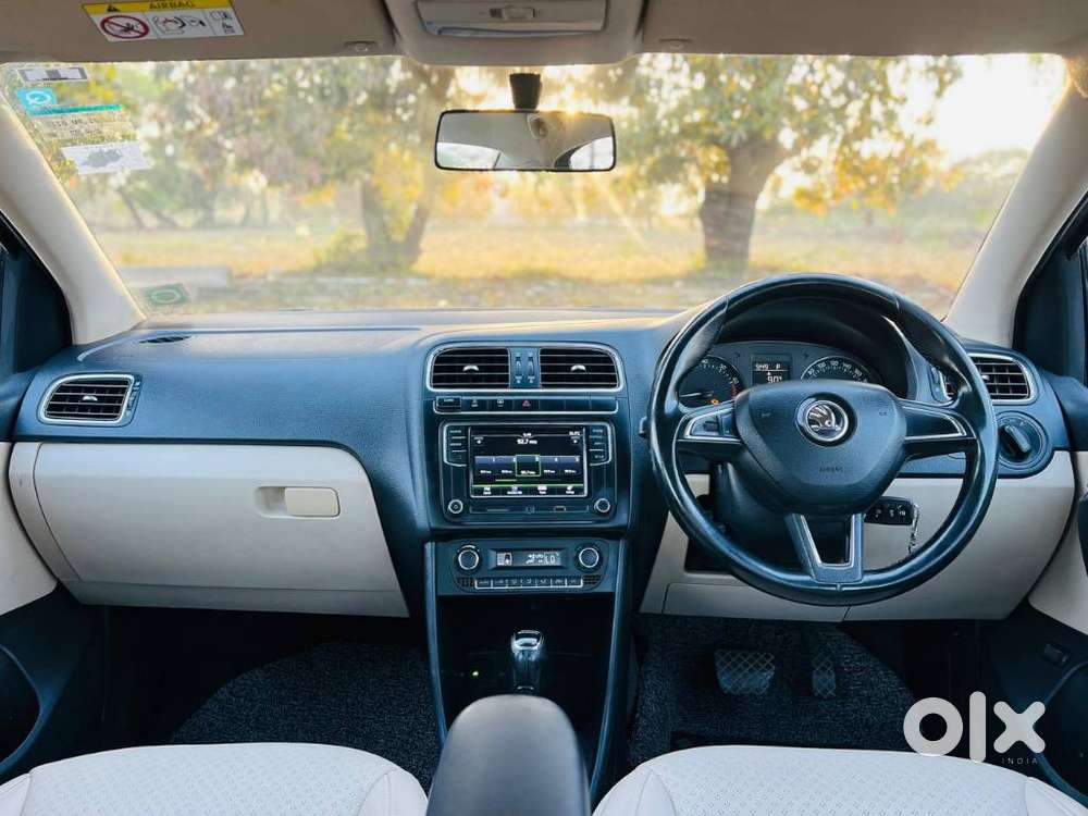 Skoda Rapid 1.0 Ambition Tsi At, 2021, Petrol