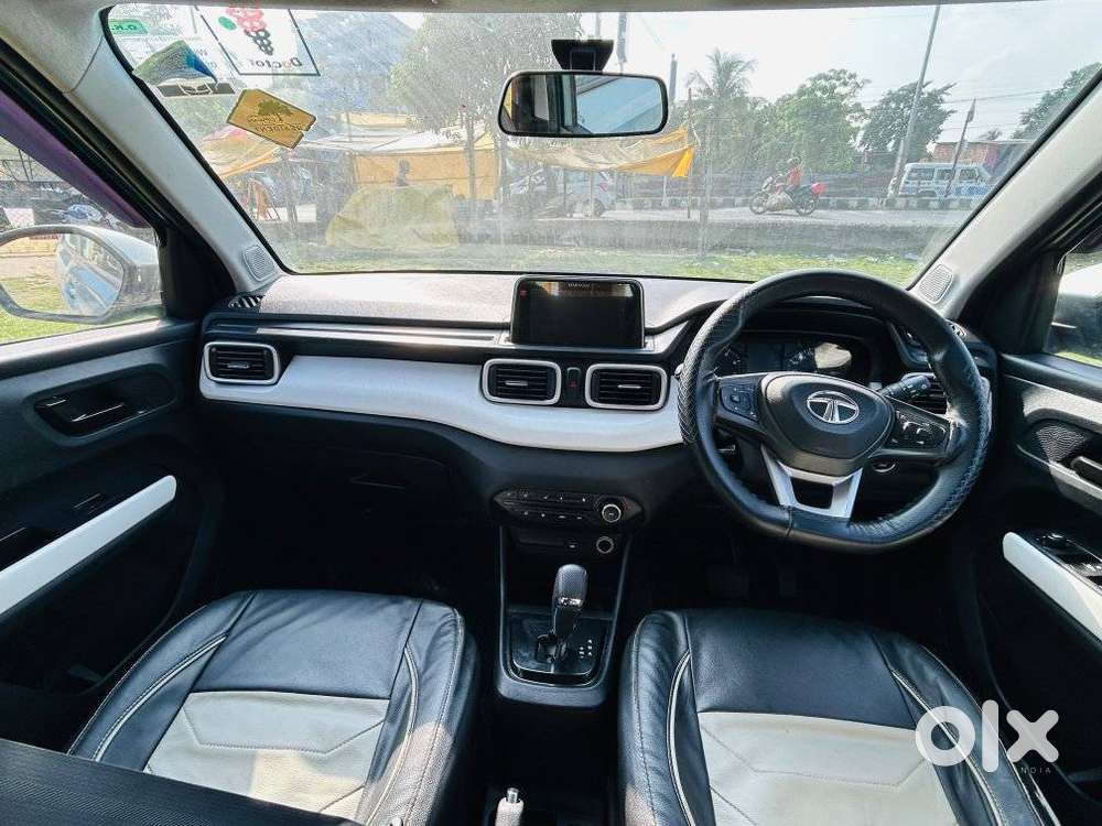 Tata Punch Creative, 2022, Petrol