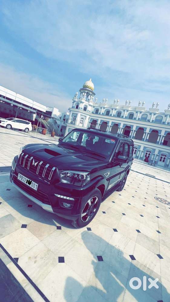Mahindra Scorpio Classic 2023