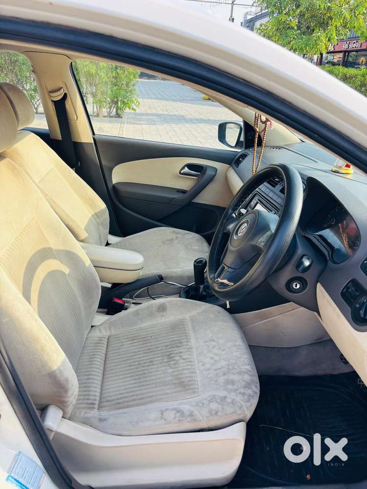 Volkswagen Vento [ ] 1.5 Tdi Comfortline At, 2012, Diesel