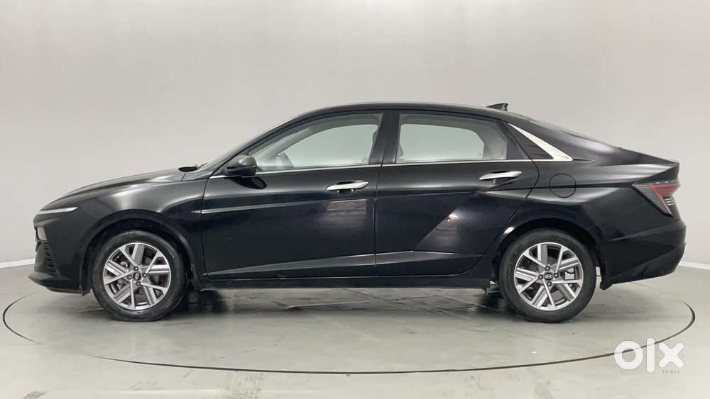 Hyundai Verna 1.5 Sx Petrol Mt, 2023, Petrol