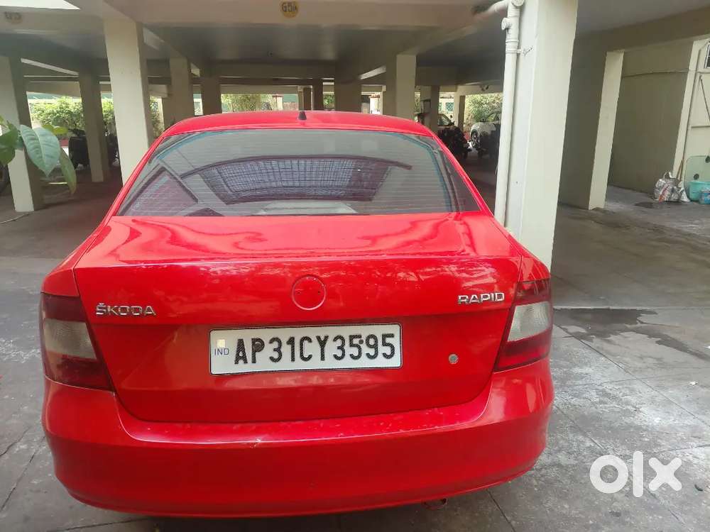 Skoda Rapid Elegance 2015 Diesel Plus