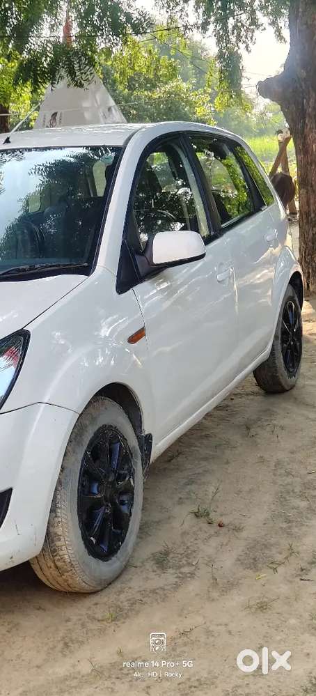 Ford Figo Diesel Titanium 2012 Year