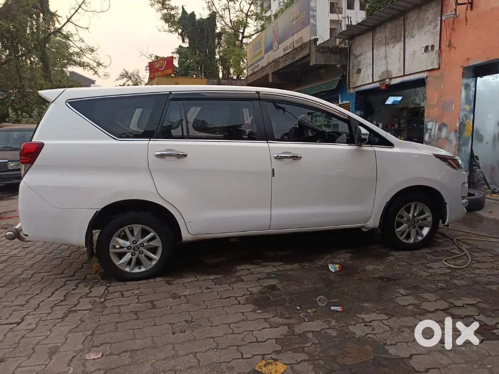 Toyota Innova Crysta 2016 Diesel Manual