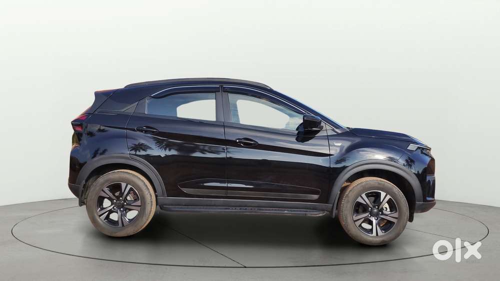 Tata Nexon Creative Plus S 1.2 Revotron Petrol 6 Mt, 2025, Petrol