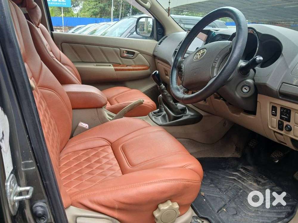 Toyota Fortuner 3.0 4x4 Manual, 2010, Diesel