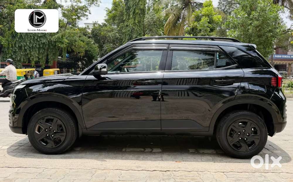 Hyundai Venue Sx 1.2 Mt Knight Edition, 2024, Petrol