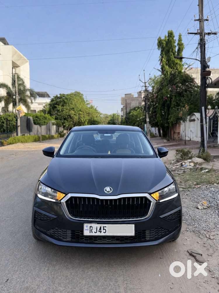 Skoda Slavia 1.0 Active Tsi, 2022, Petrol