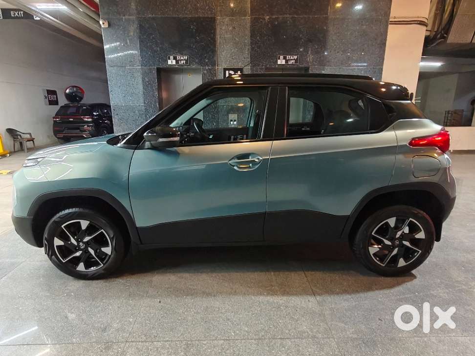 Tata Punch 1.2 Revotron Creative Amt Dual Tone, 2022, Petrol