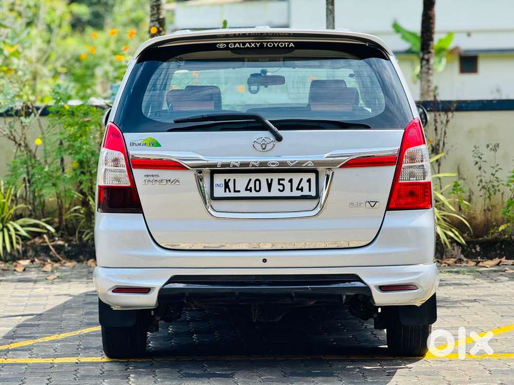 Toyota Innova 2.5 Vx 8 Str Bs-iii, 2013, Diesel