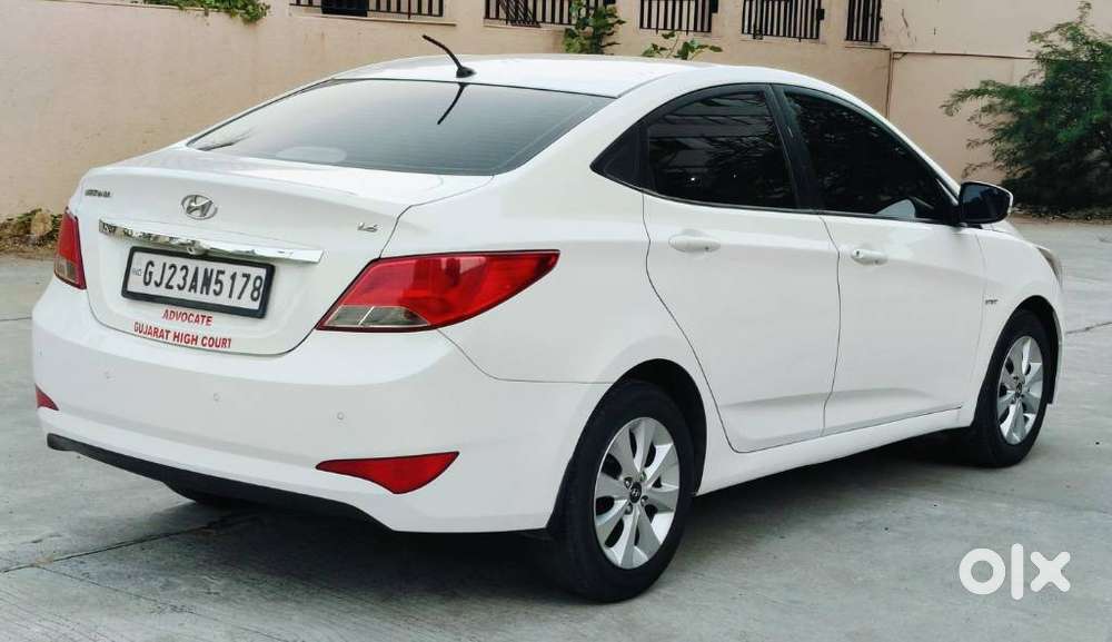 Hyundai Verna Vtvt 1.6 Sx, 2015, Petrol