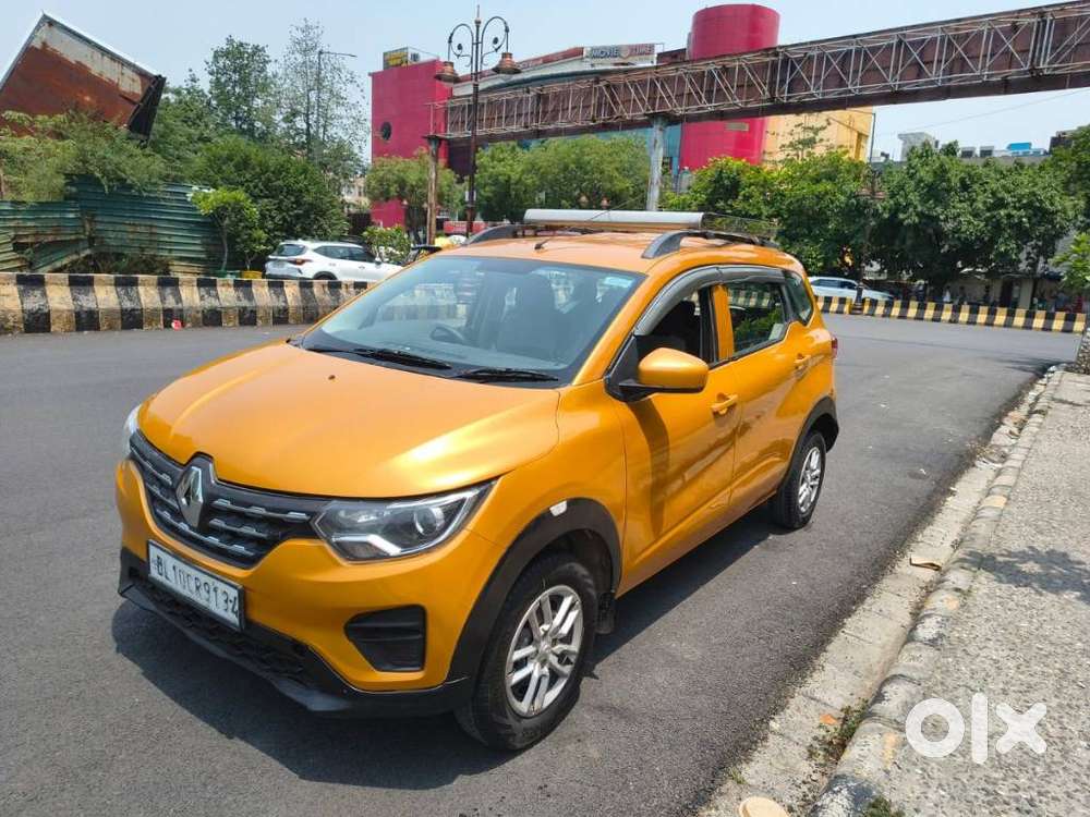 Renault Triber Rxl, 2022, Petrol