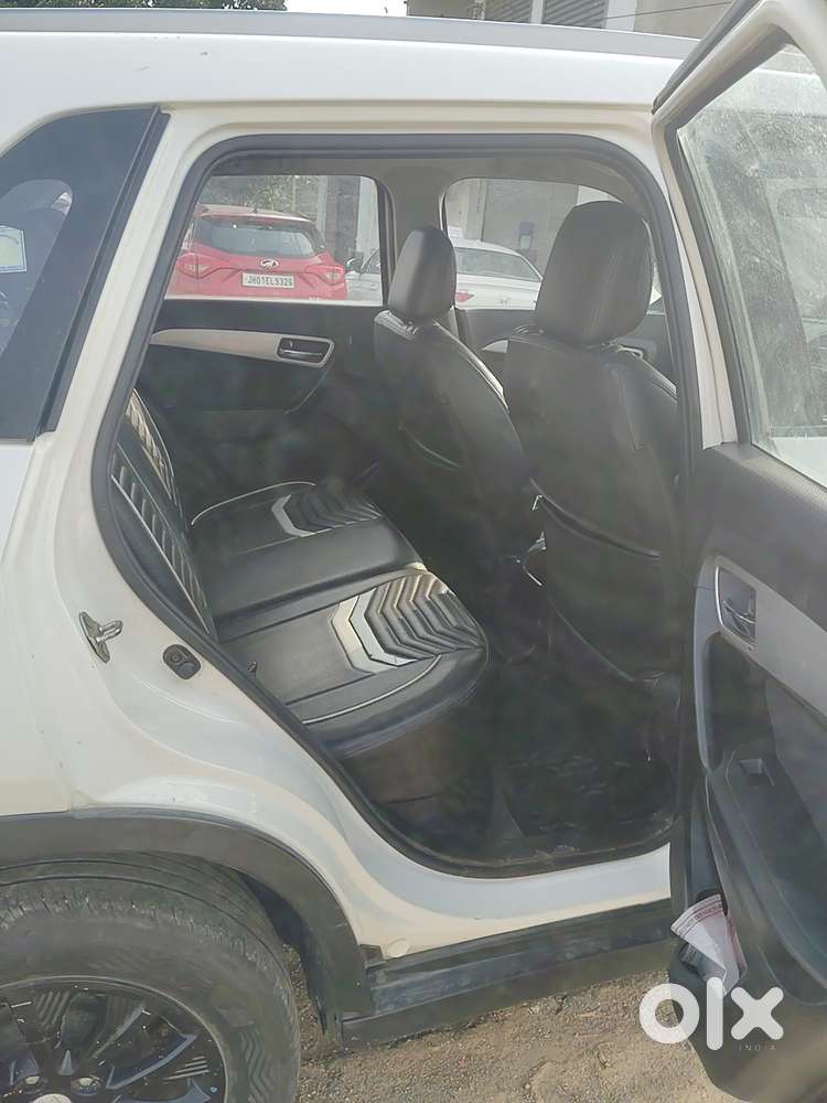 Maruti Suzuki Brezza Vxi At, 2022, Petrol