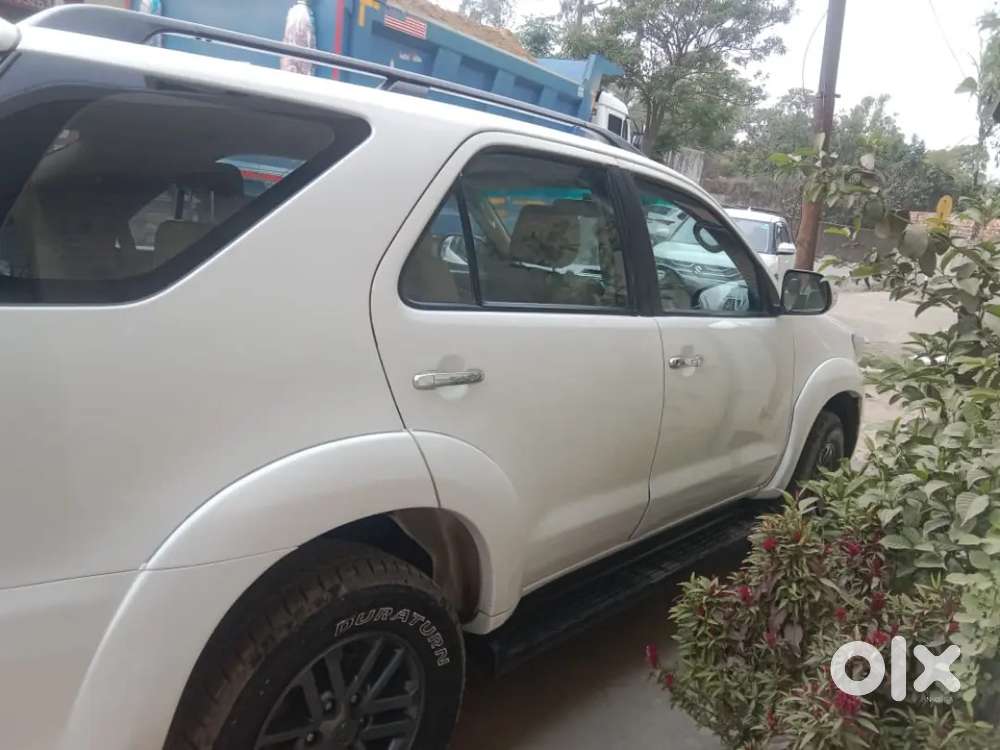 Toyota Fortuner 2012 Diesel 170000 Km Driven
