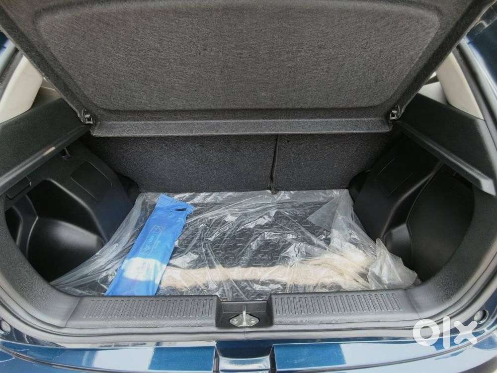 Maruti Suzuki Fronx Delta 1.2 Mt, 2023, Petrol