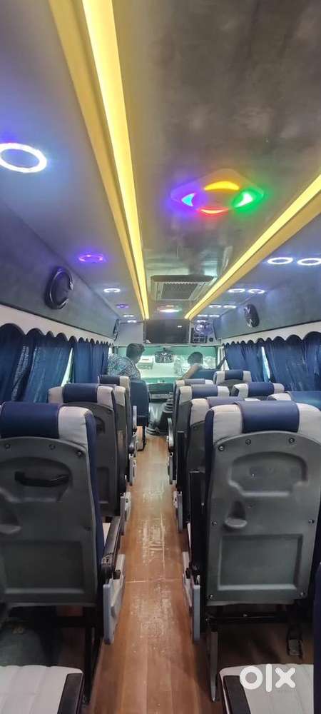 20 Seater Well Maintained