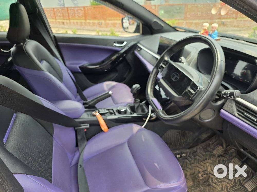 Tata Nexon Fearless Plus Purple 1.5 Revotorq Diesel 6amt Dual Tone, ..