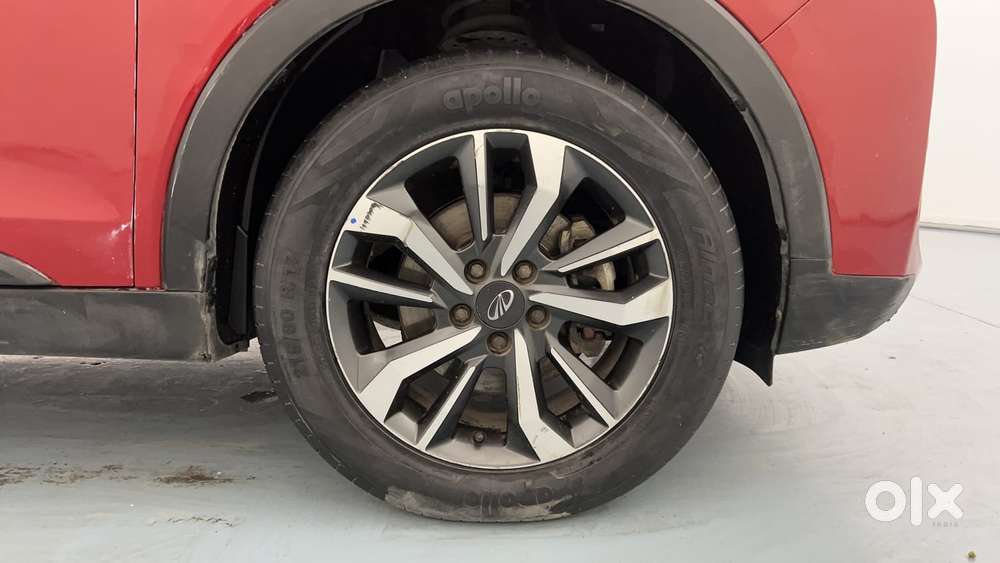 Mahindra Xuv300 W8 (o) 1.5 Diesel Amt Dual Tone, 2019, Diesel