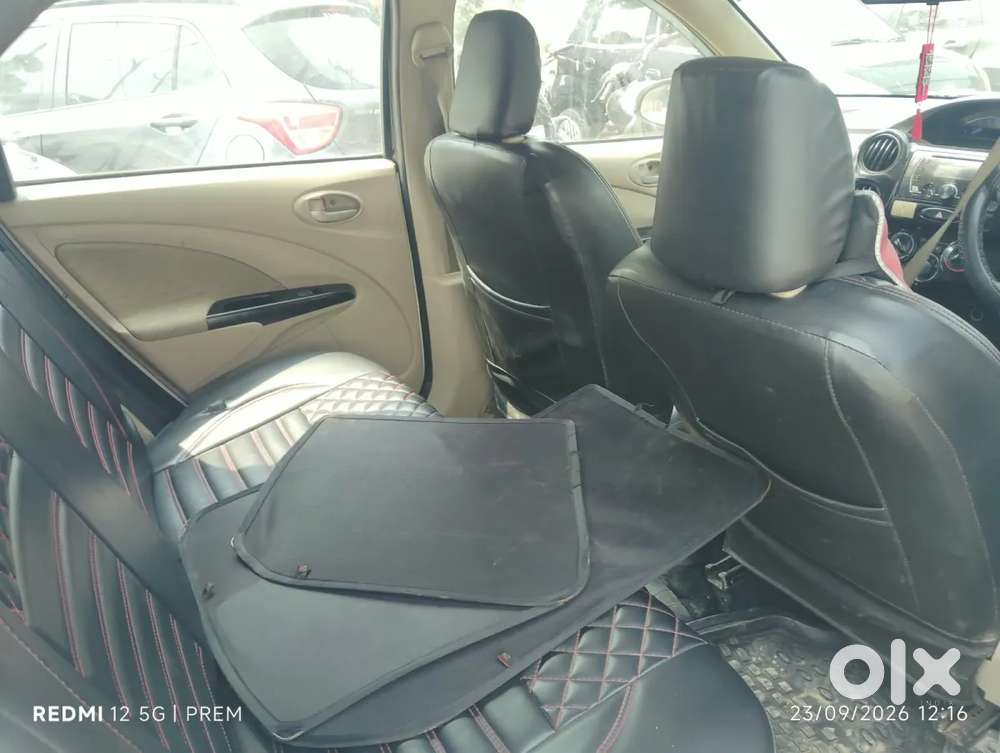 Toyota Etios Liva V Dual Tone, 2019, Petrol