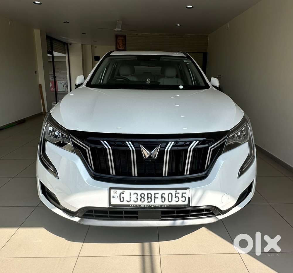 Mahindra Xuv700 Diesel Ax7l At 2023 November