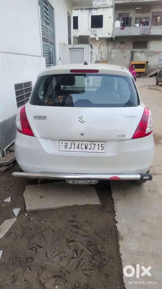 Maruti Suzuki Swift 2014 Petrol 75000 Km Driven