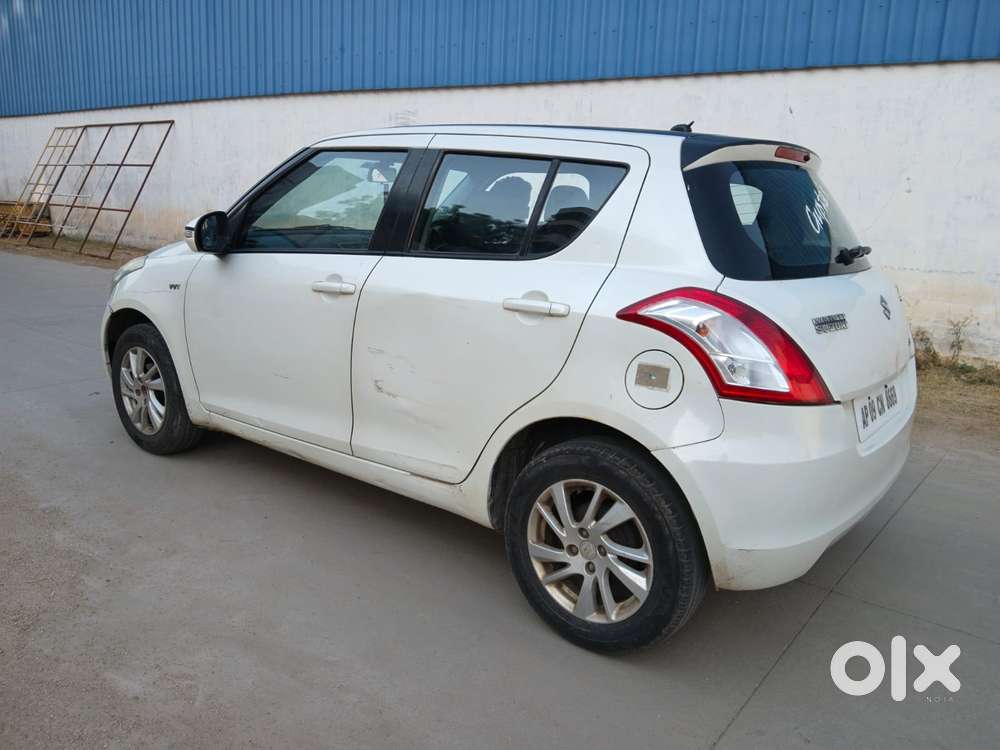 Maruti Suzuki Swift Zxi, 2012, Petrol