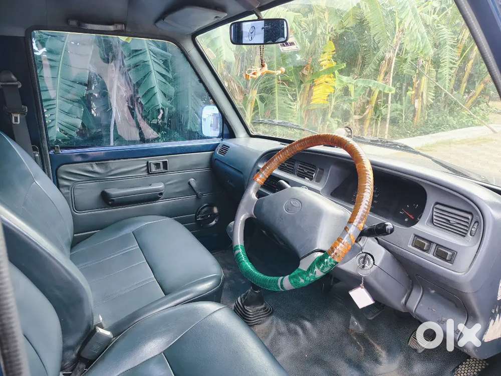 Toyota Qualis Gs 2000