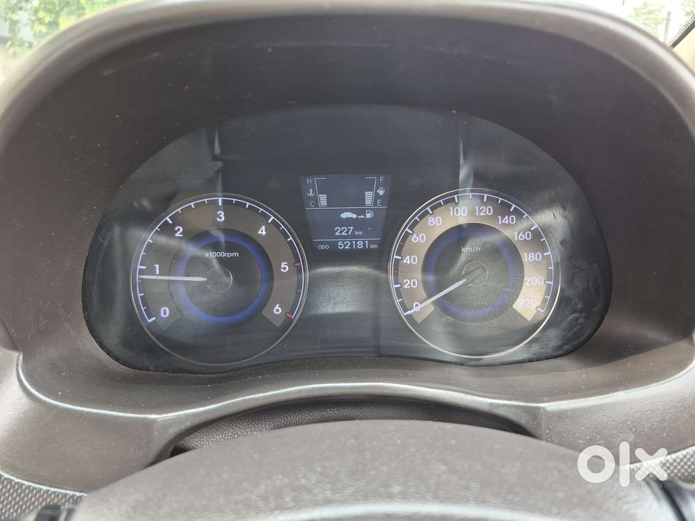 Hyundai Verna Vtvt 1.6 Sx, 2012, Petrol