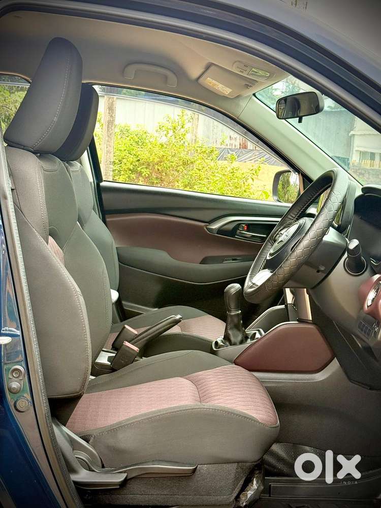 Maruti Suzuki Grand Vitara 1.5 Delta Smart Hybrid, 2025, Petrol