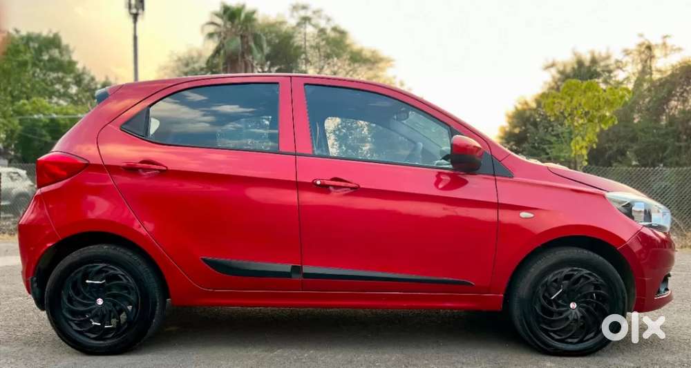 Tata Tiago Xza, 2019, Petrol