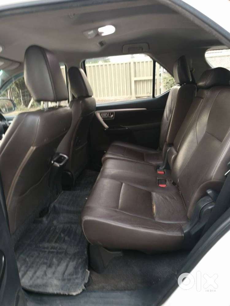 Toyota Fortuner 4x2 At 2.8 Diesel, 2018, Diesel