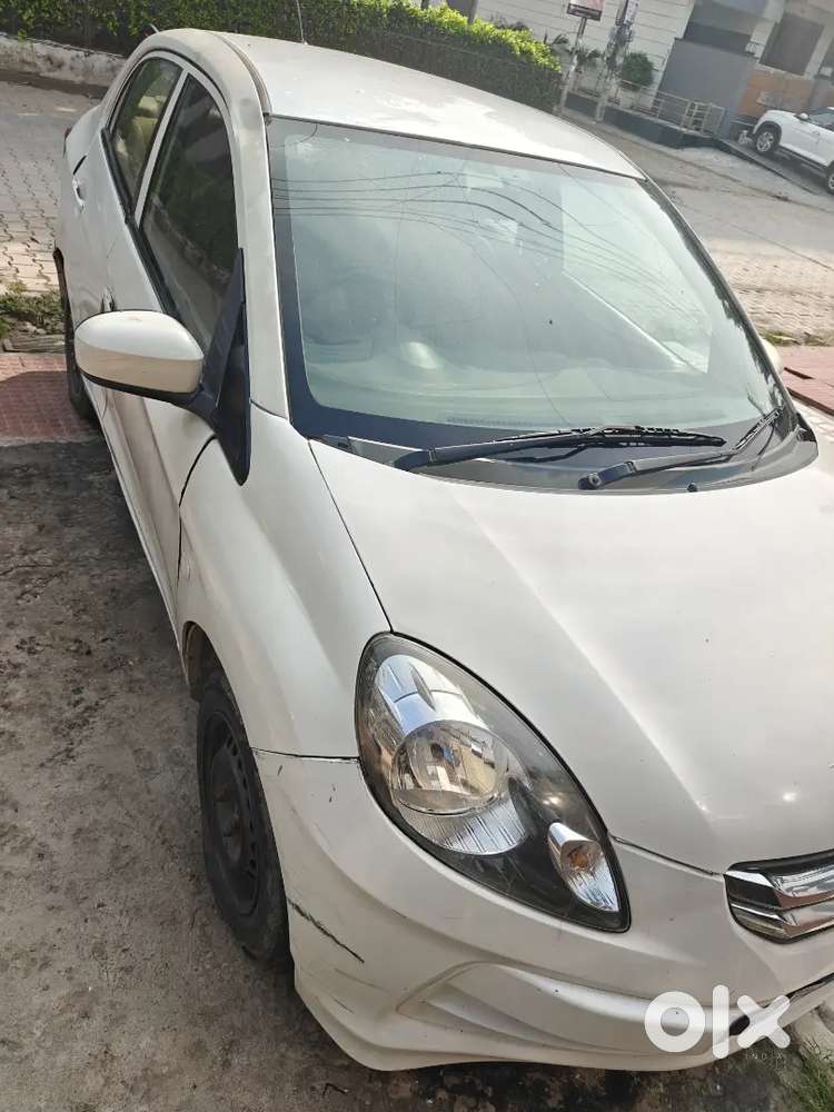 Honda Amaze 1.5 E 2015