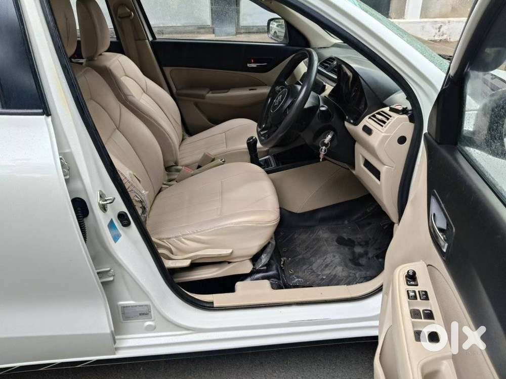 Maruti Suzuki Dzire 1.2 Vxi, 2022, Petrol