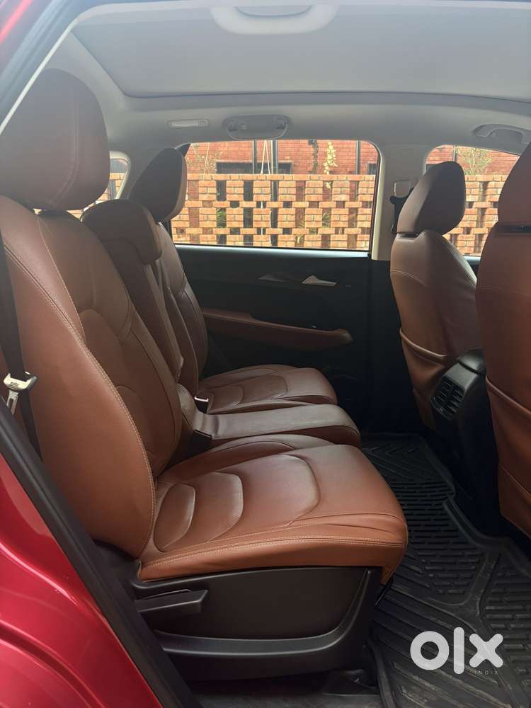Mg Hector Plus Sharp Hybrid 1.5 Mt, 2021, Petrol