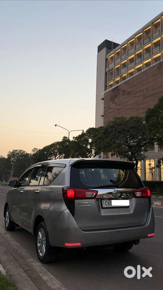 Toyota Innova Crysta 2017