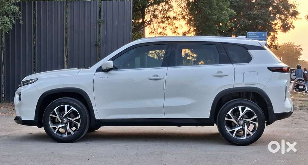 Toyota Urban Cruiser Hyryder 1.5 V Hybrid, 2022, Petrol