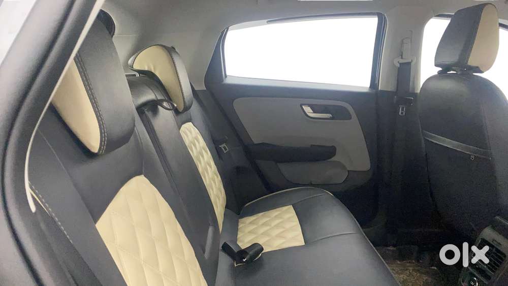 Tata Altroz Xz, 2020, Petrol