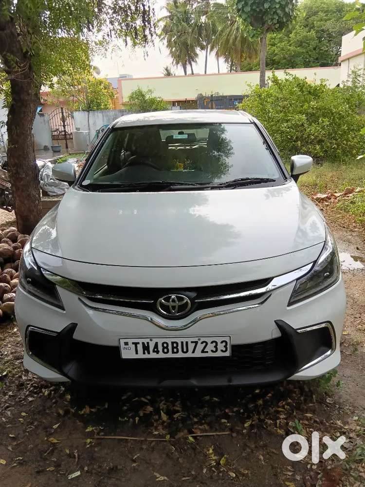 Glanza Petrol
