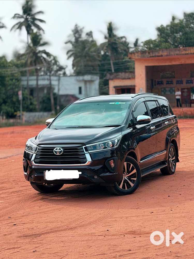 Toyota Innova Crysta