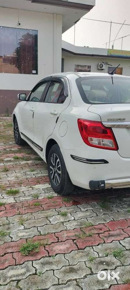 Maruti Suzuki Dzire Vxi Ags, 2022, Cng & Hybrids