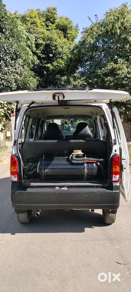 Maruti Suzuki Eeco 2016 Lpg Well Maintained