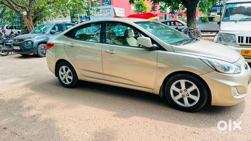 Hyundai Verna Fluidic 2011
