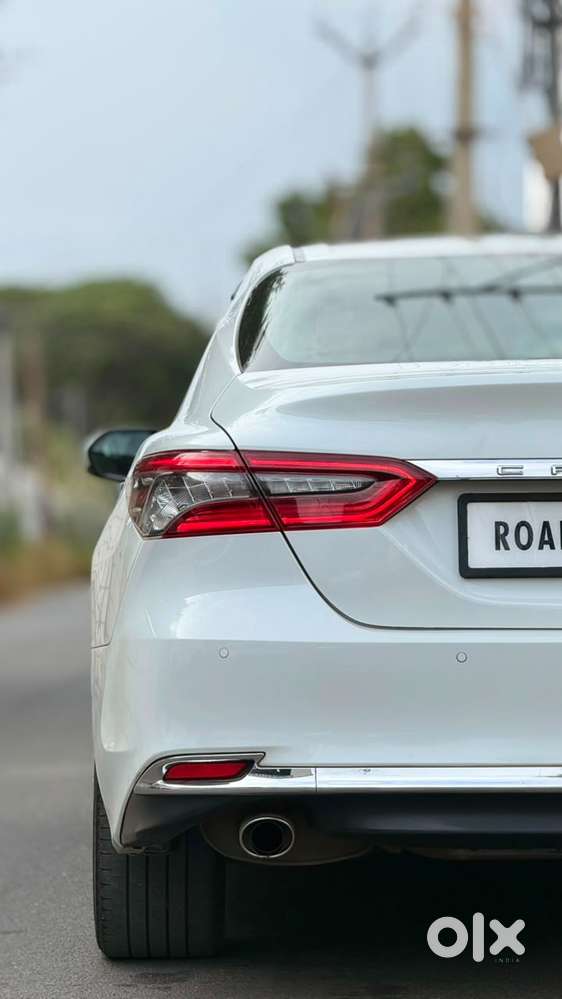 Toyota Camry Hybrid, 2022, Petrol