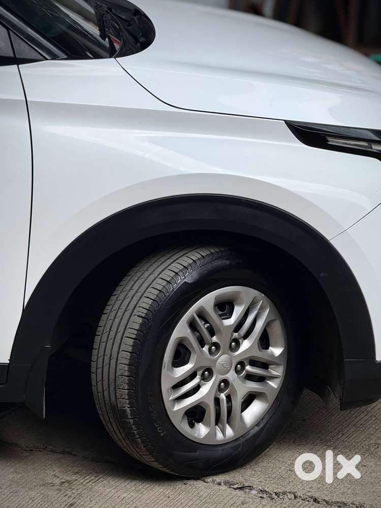 Kia Carens 1.5 Prestige 7 Str, 2023, Petrol