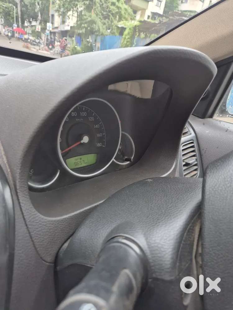 Hyundai Eon Sportz 2013 Airbag.  A Car  Purchased From Spinny,