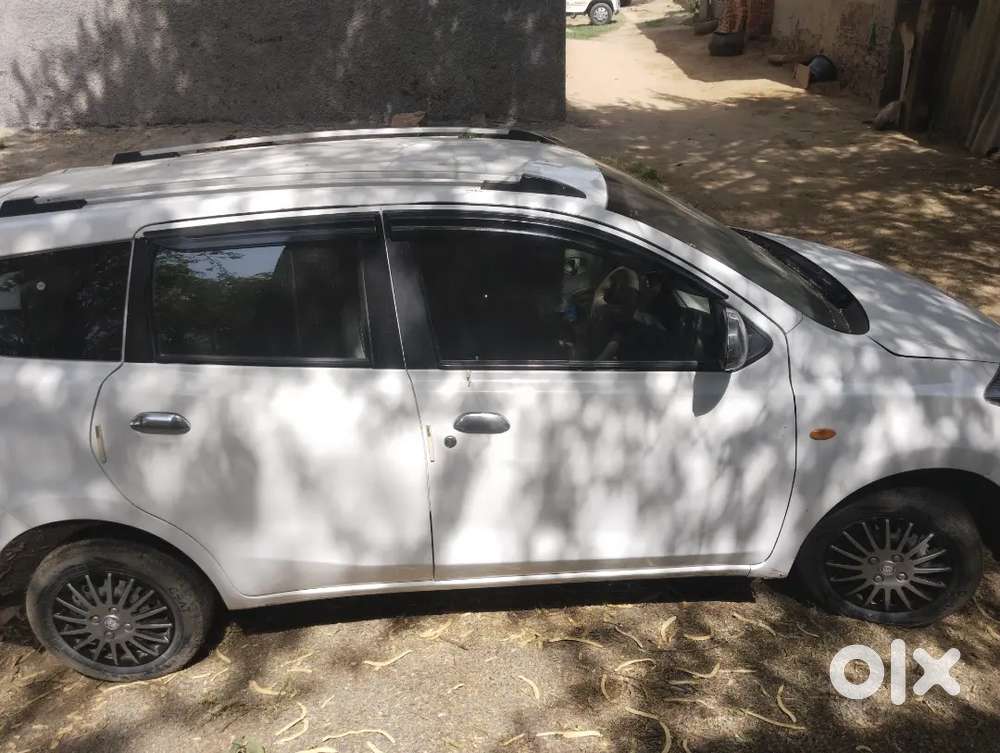 Datsun Go Plus 2016 Petrol Well Maintained