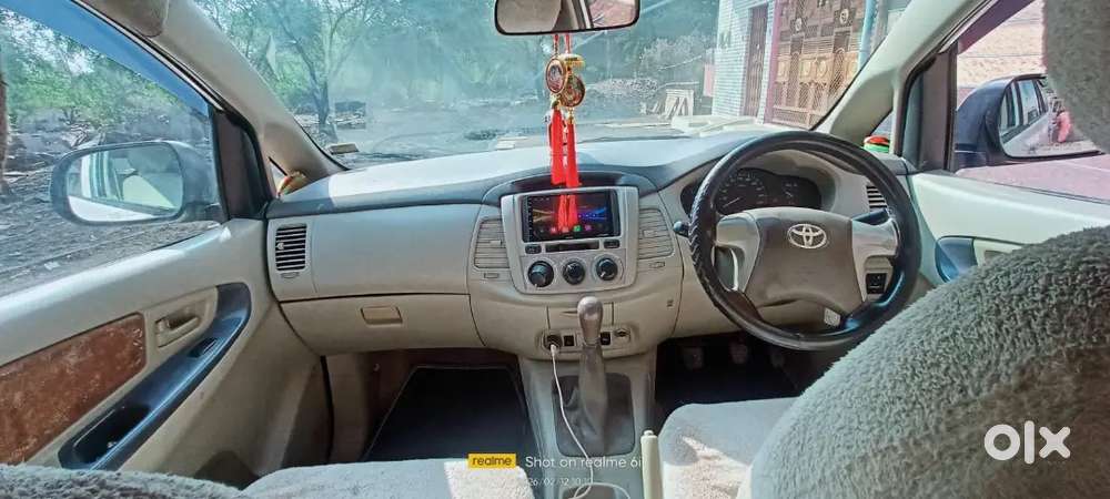 Toyota Innova 2013 November Almost (2014)